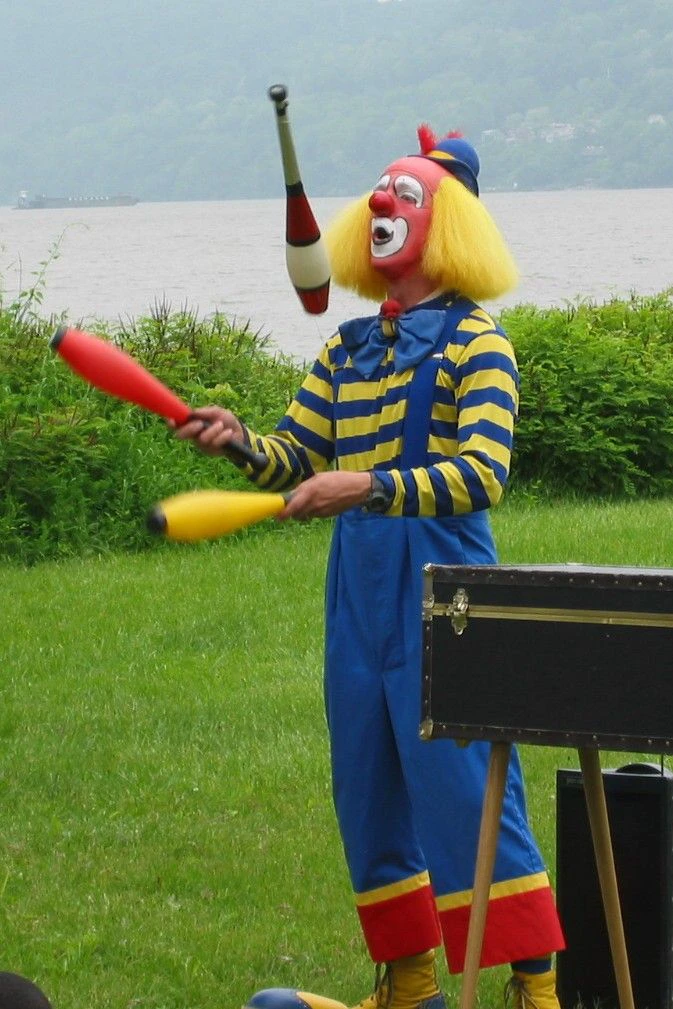 Clown-Juggling